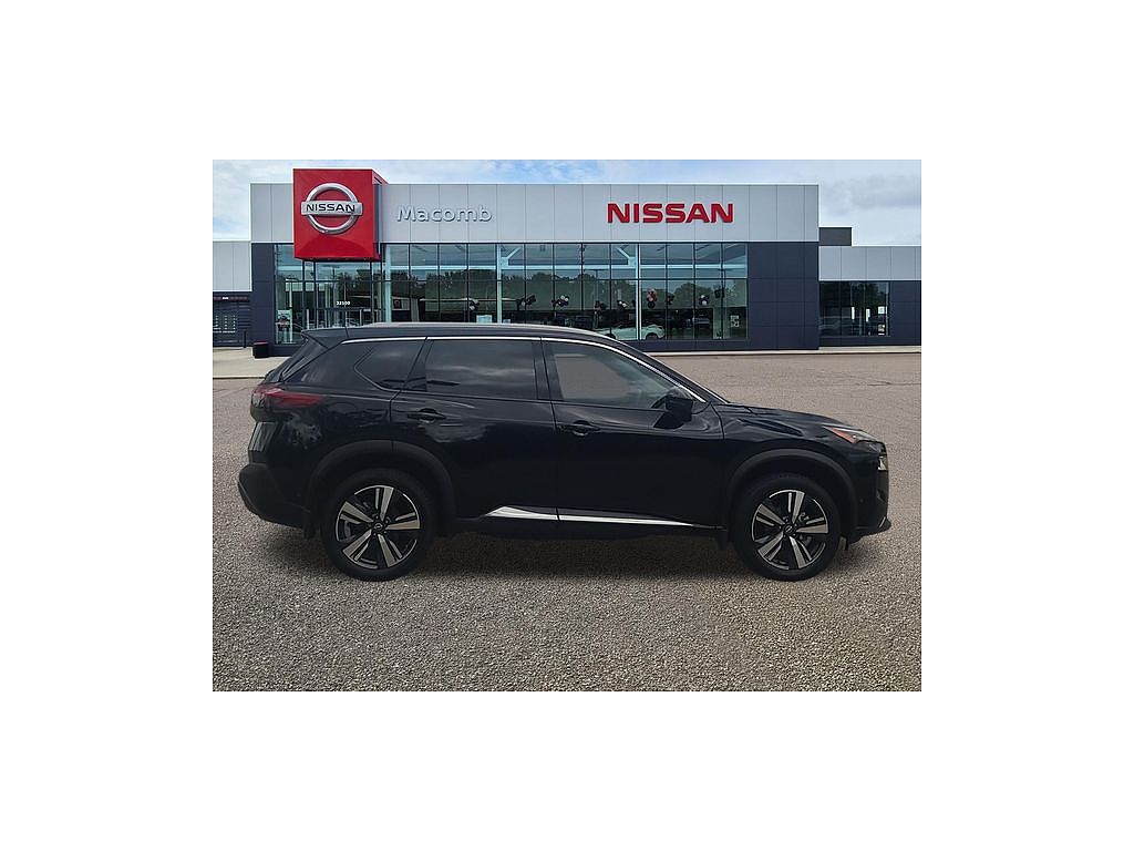 2023 Nissan Rogue SL