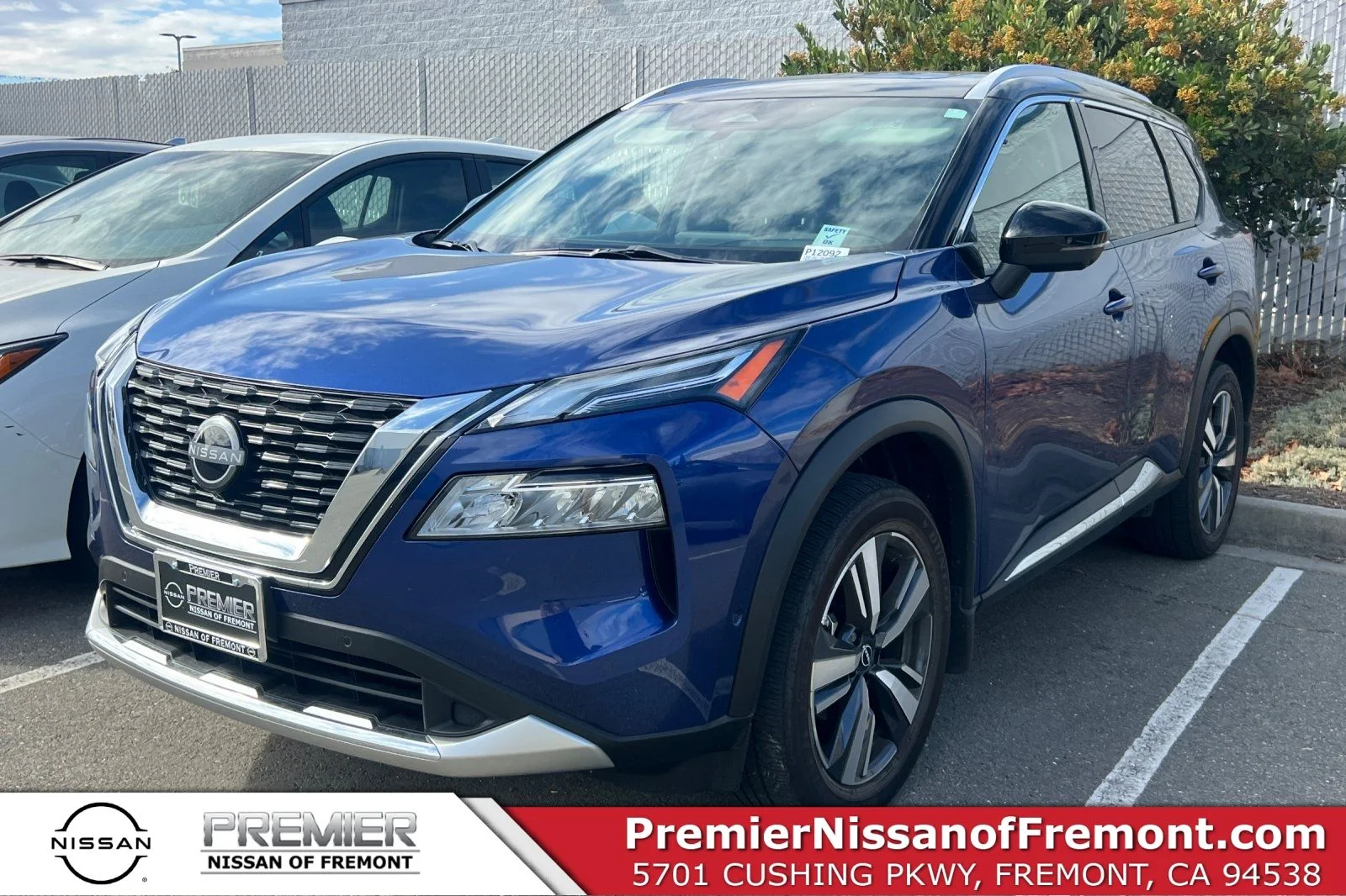 2023 Nissan Rogue Platinum listing photo