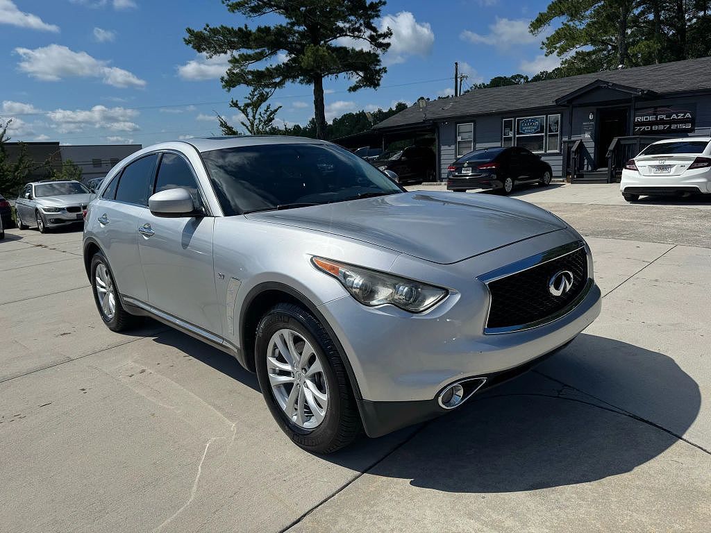 2017 Infiniti QX70