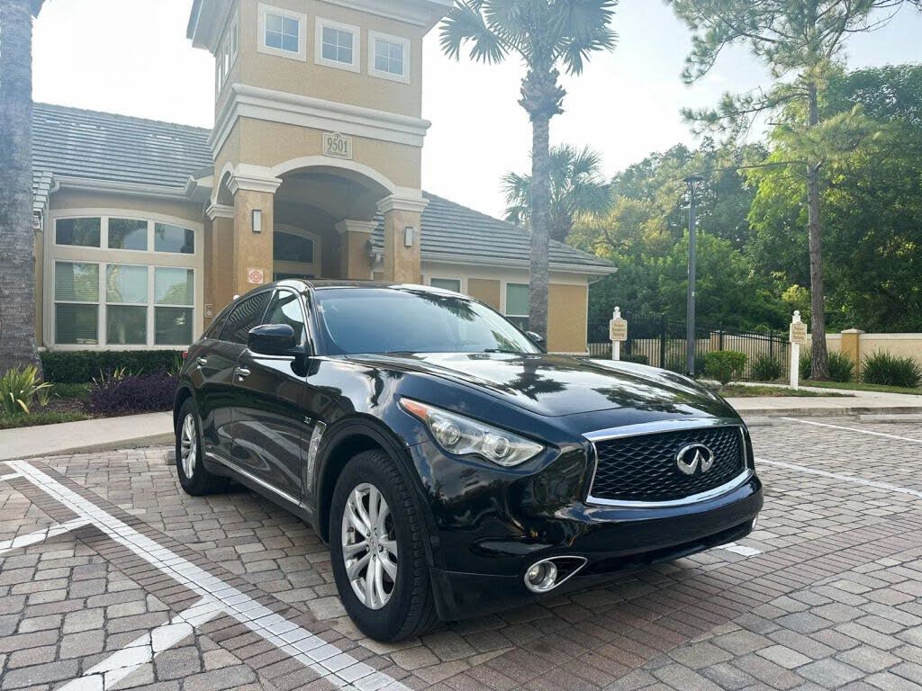 2017 Infiniti QX70