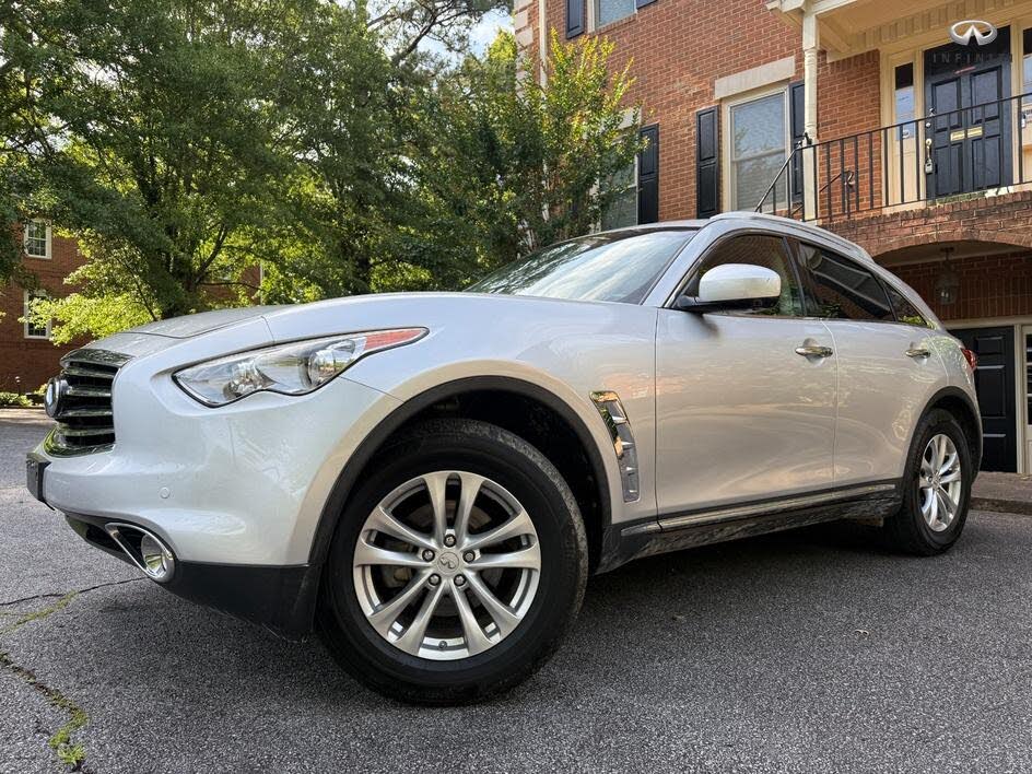 2016 Infiniti QX70