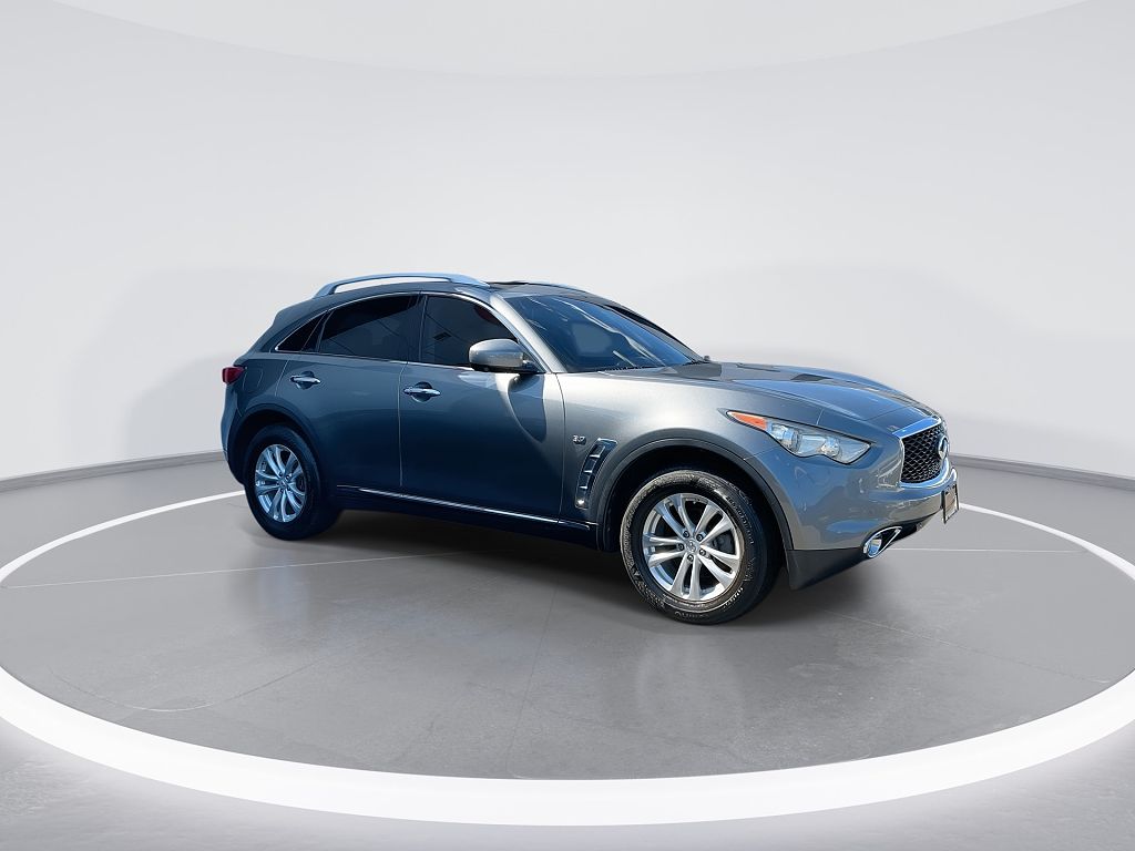 2017 INFINITI QX70