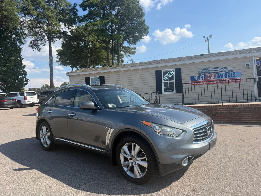 2016 Infiniti QX70