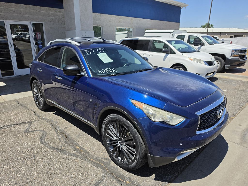 2017 Infiniti QX70