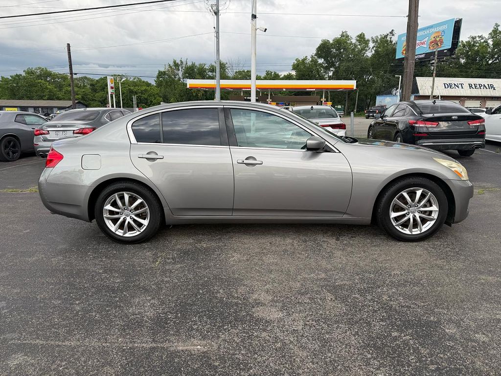 2009 Infiniti G37