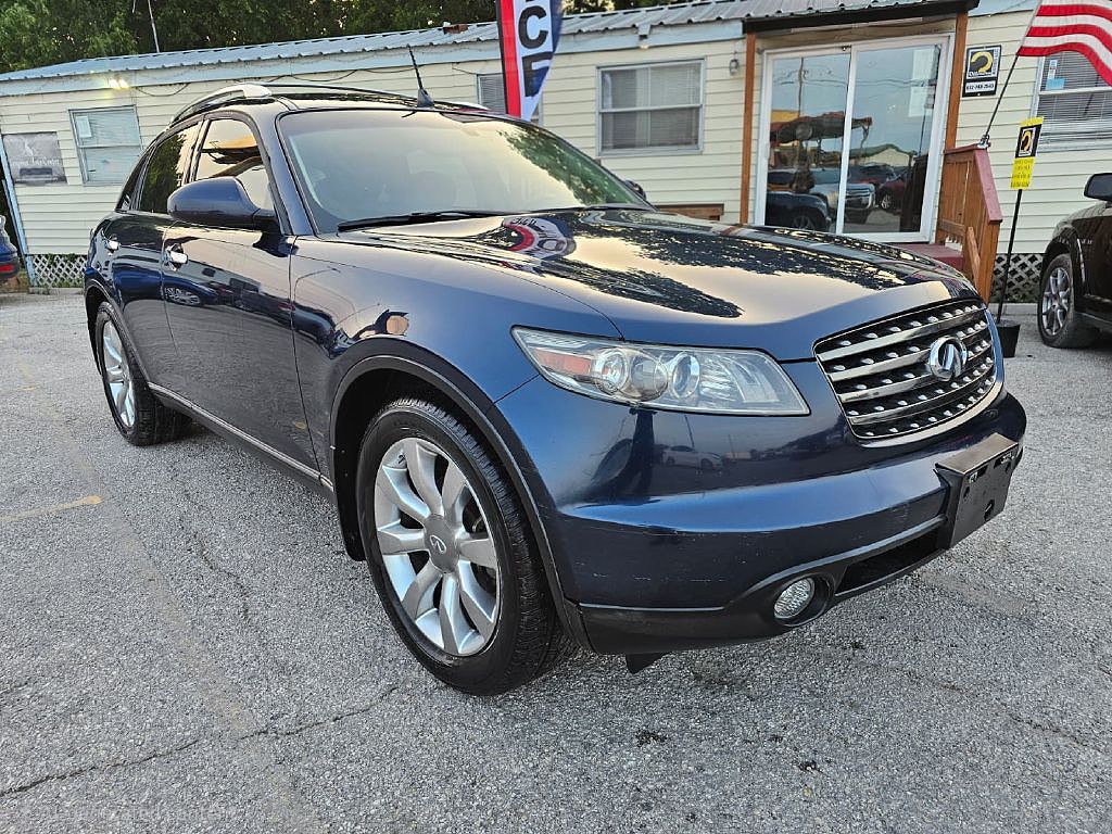 2005 Infiniti FX35