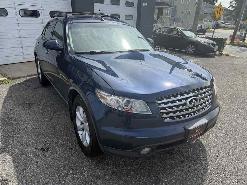 2005 Infiniti FX35