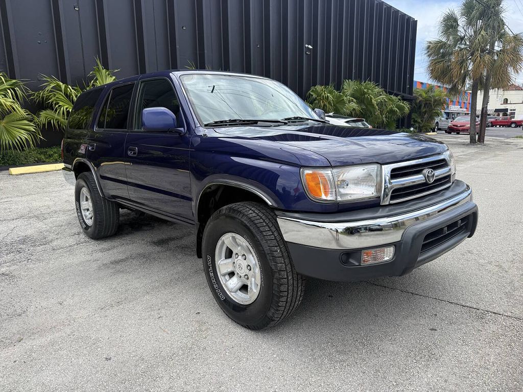 2000 Toyota 4Runner SR5