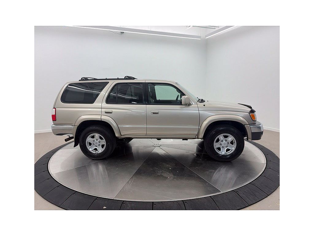 2002 Toyota 4Runner SR5