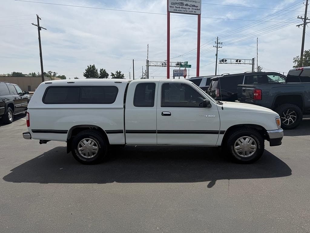 1995 Toyota T100 DX