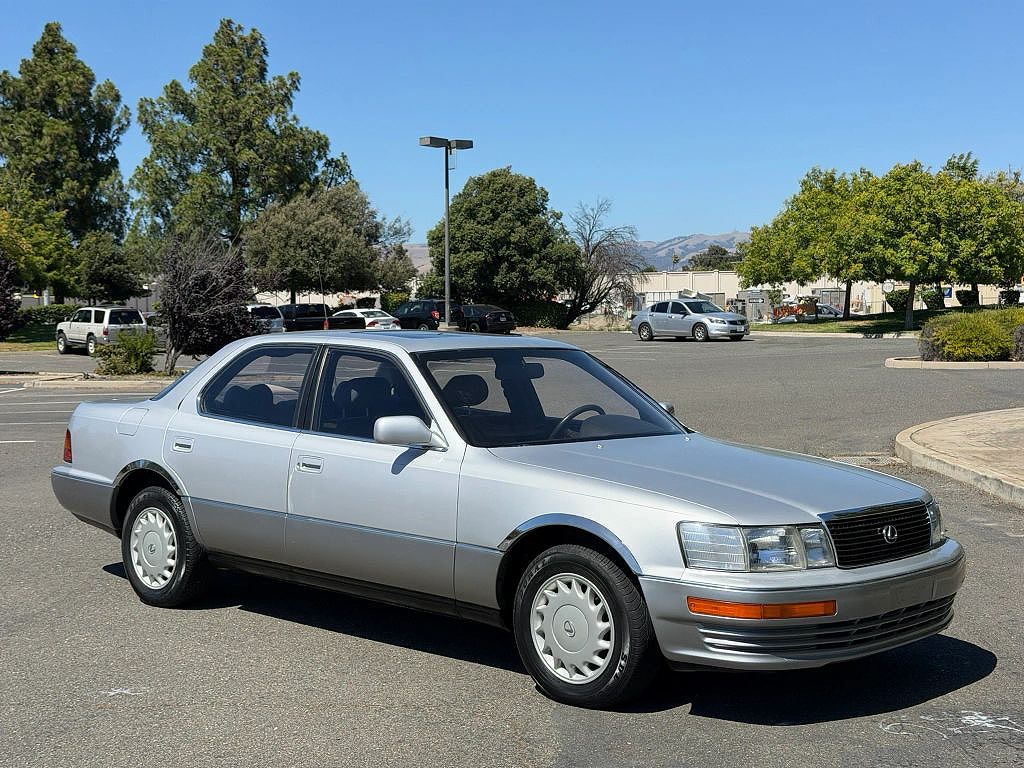 1990 Lexus LS