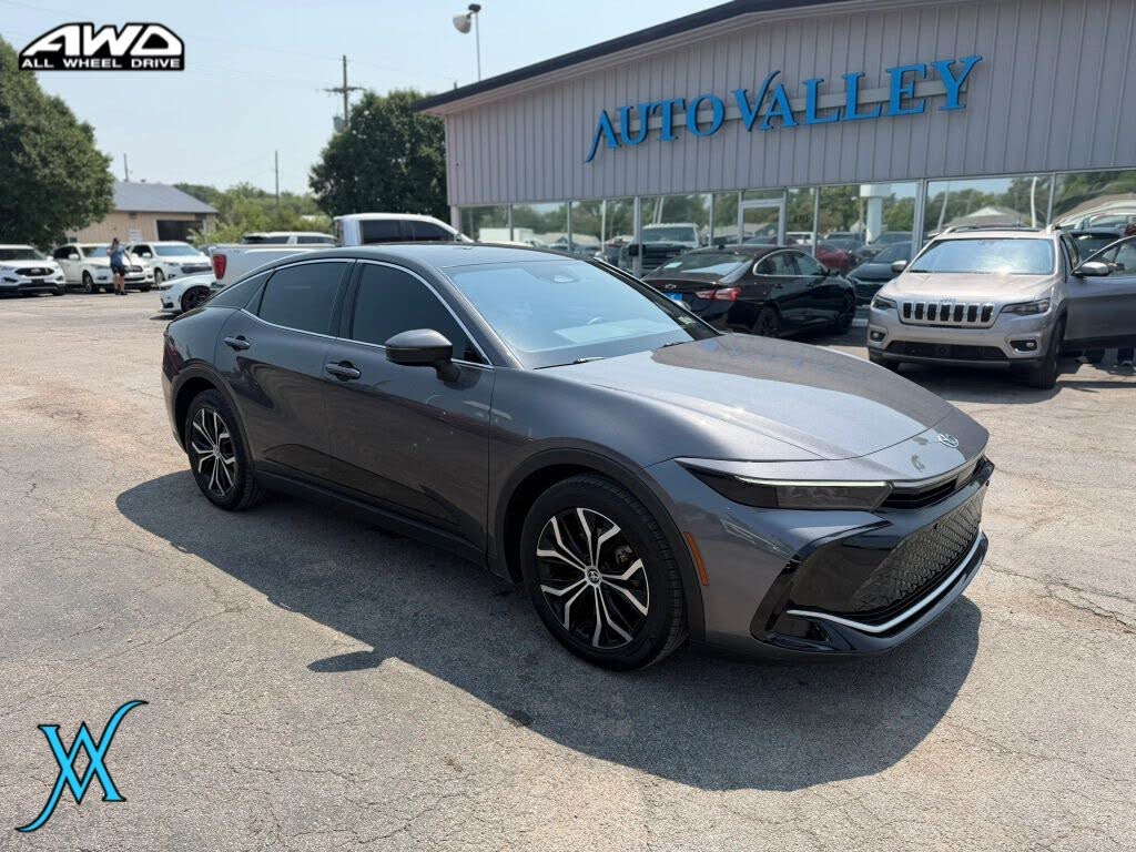 2023 Toyota Crown XLE