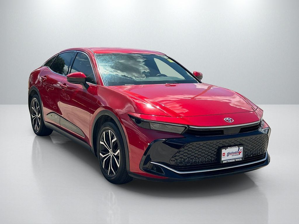 2023 Toyota Crown Limited