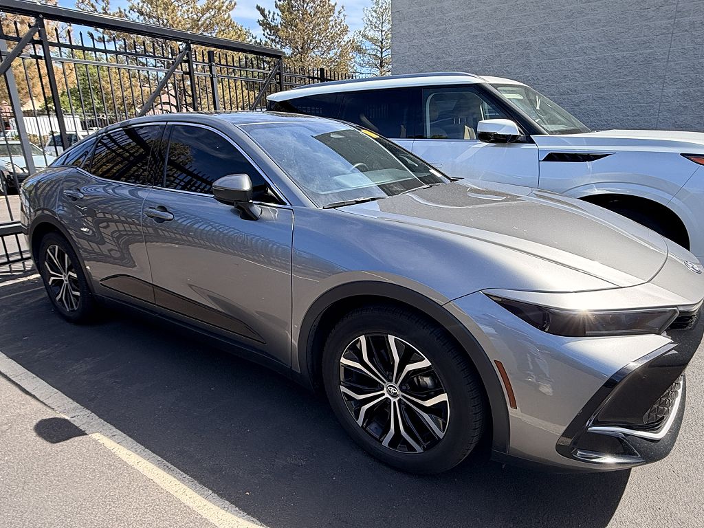 2023 Toyota Crown XLE