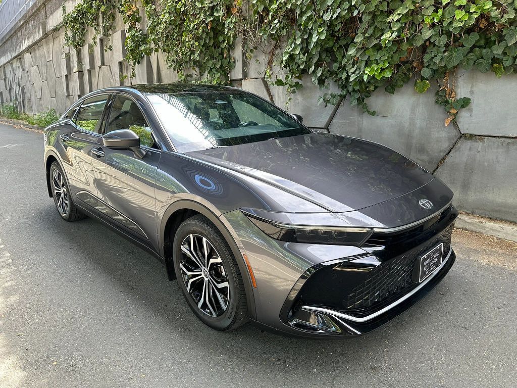 2023 Toyota Crown XLE