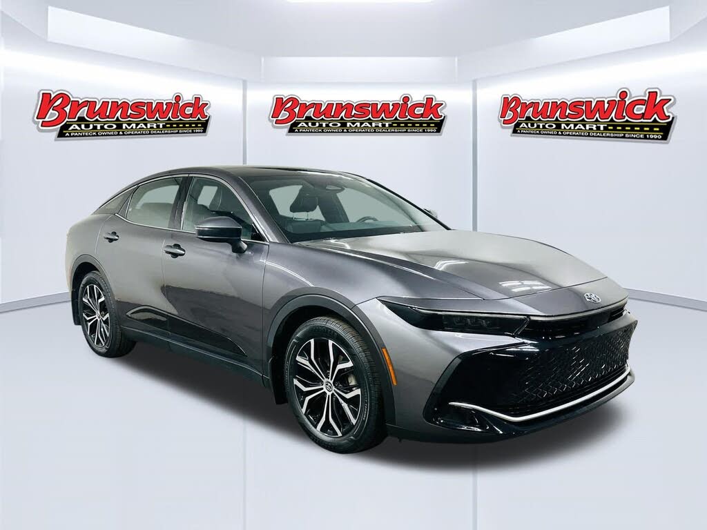 2023 Toyota Crown XLE