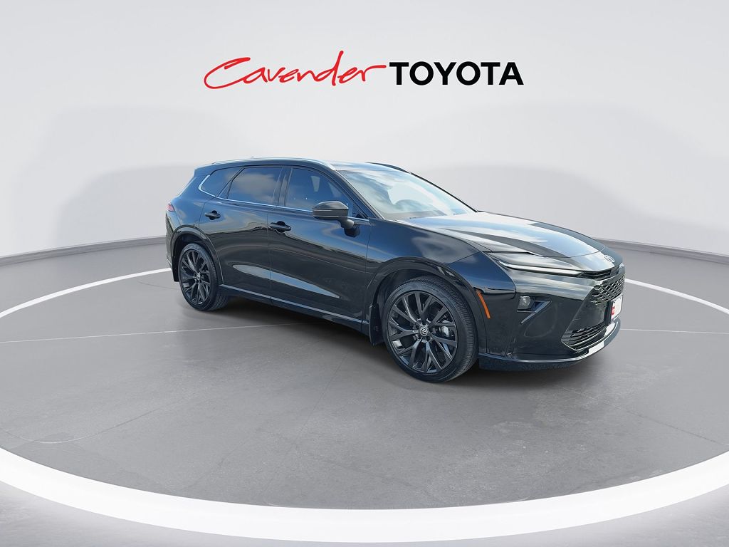 2025 Toyota Crown Signia Limited Advanced Technology