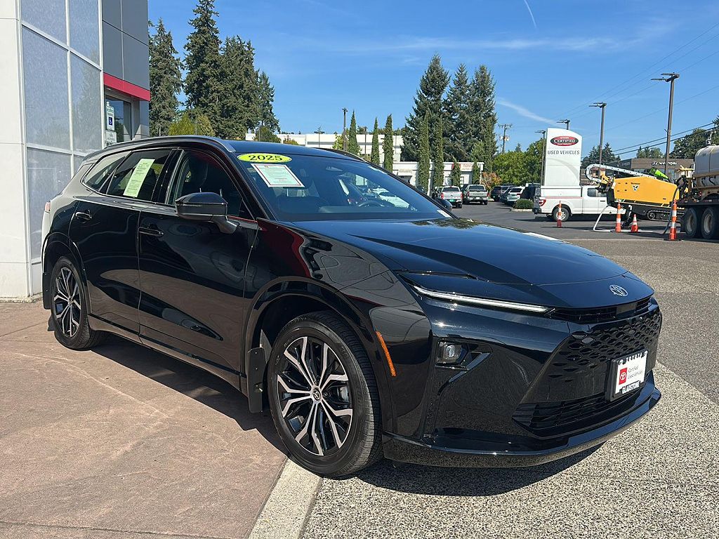 2025 Toyota Crown Signia Limited