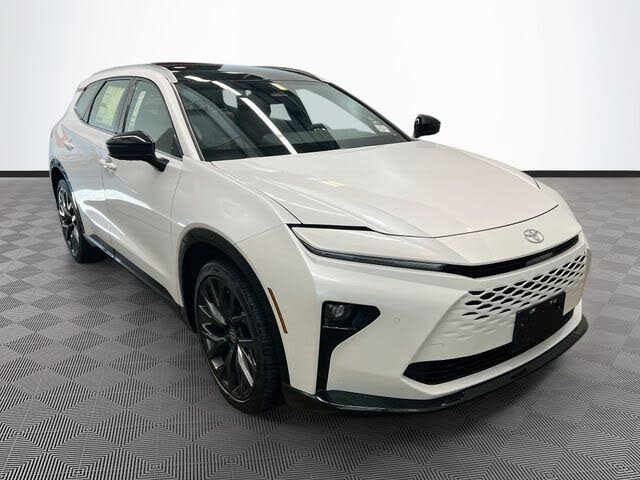 2026 Toyota Crown Signia XLE