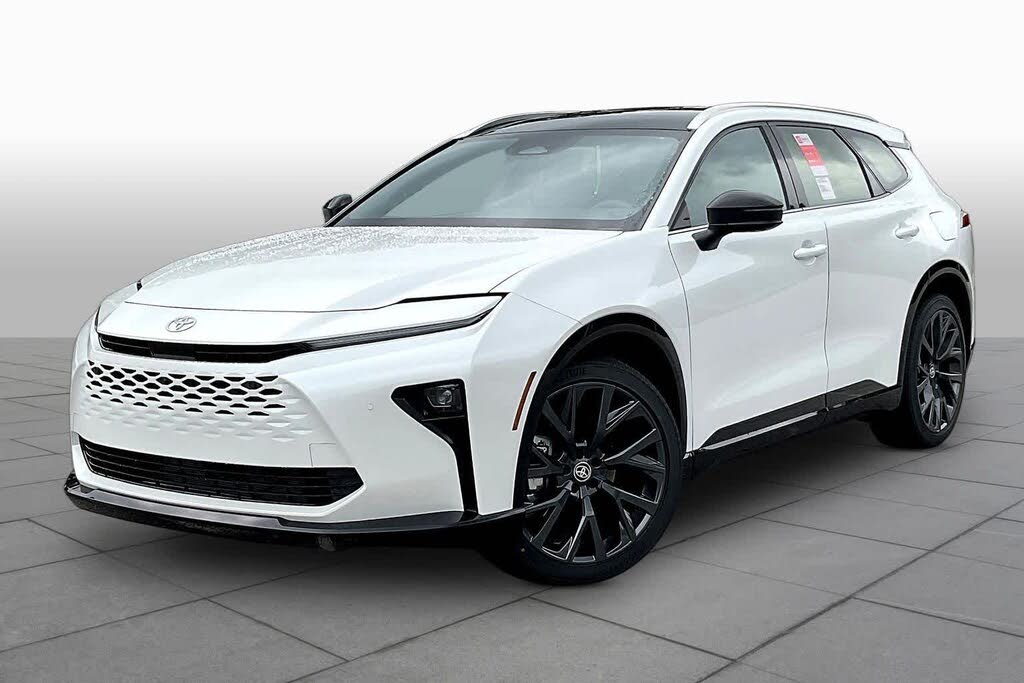 2026 Toyota Crown Signia XLE