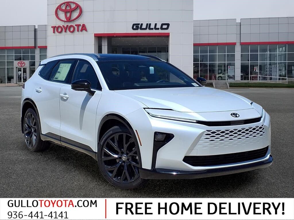 2026 Toyota Crown Signia XLE