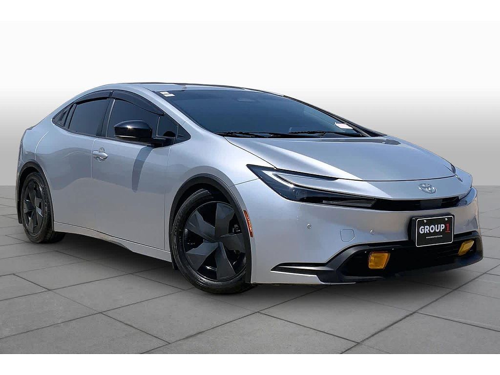 2024 Toyota Prius XLE