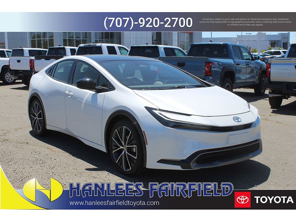 2025 Toyota Prius LE
