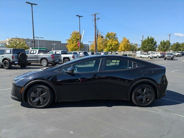 2023 Toyota Prius LE