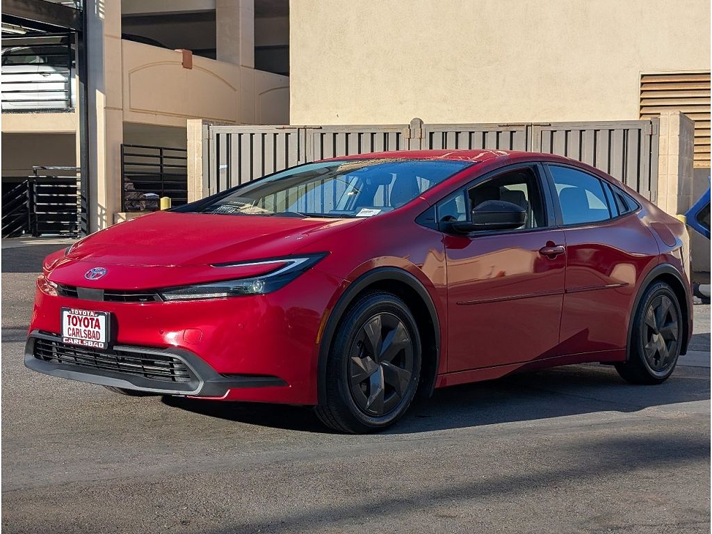 2023 Toyota Prius LE