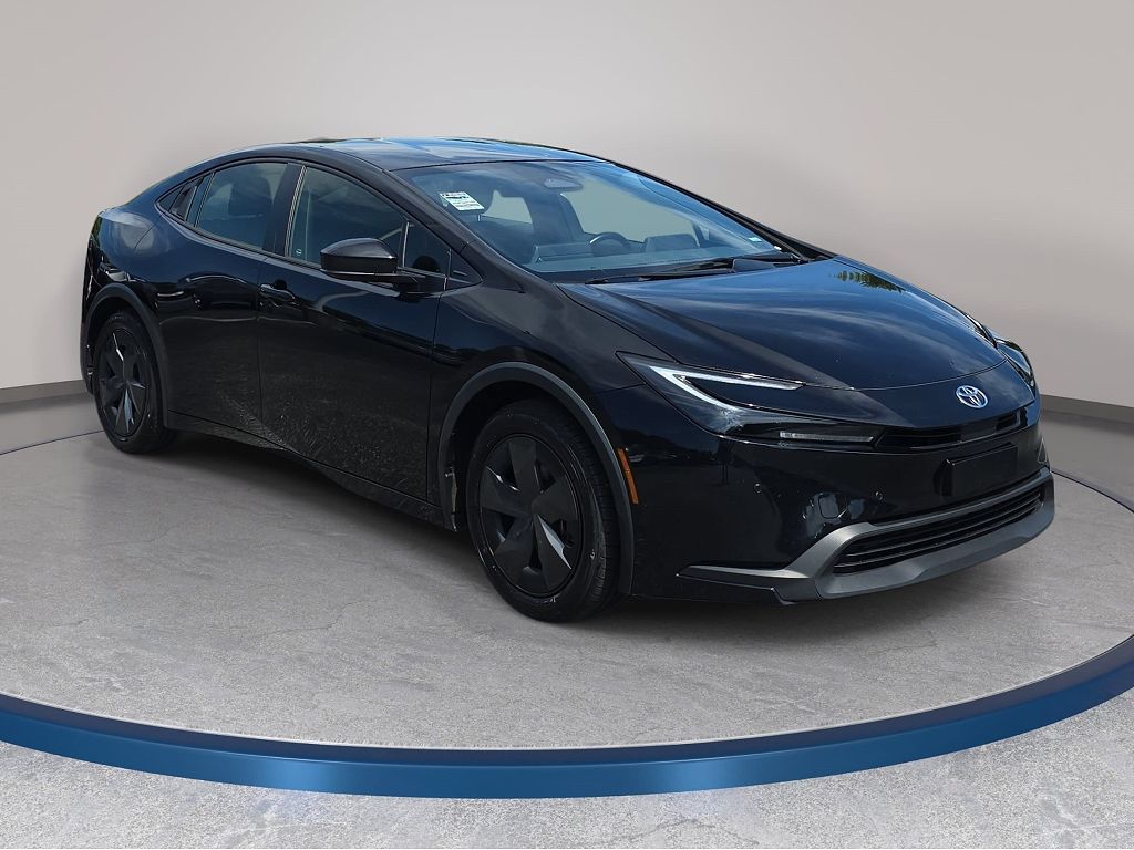 2024 Toyota Prius LE