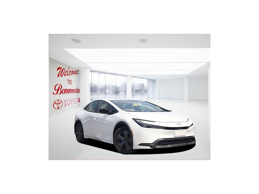 2025 Toyota Prius LE