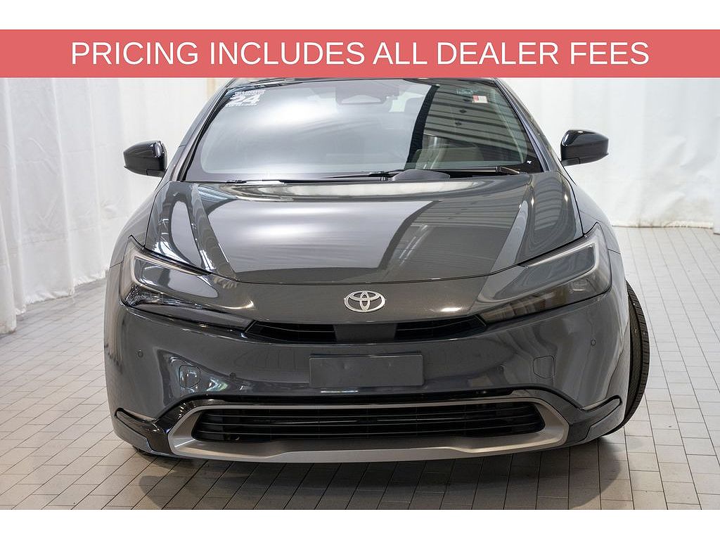 2024 Toyota Prius XLE