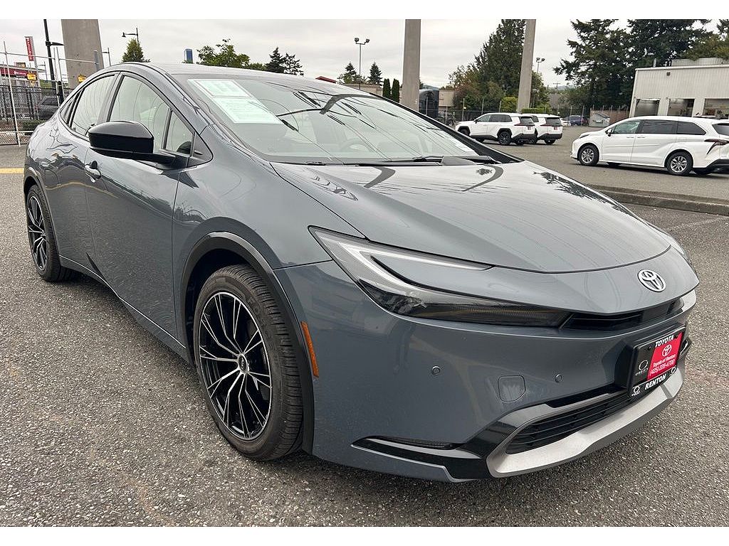 2023 Toyota Prius XLE