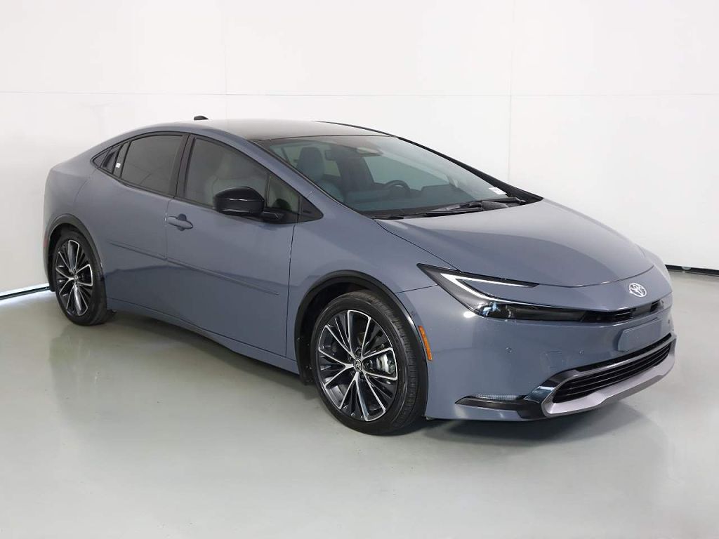 2024 Toyota Prius LE