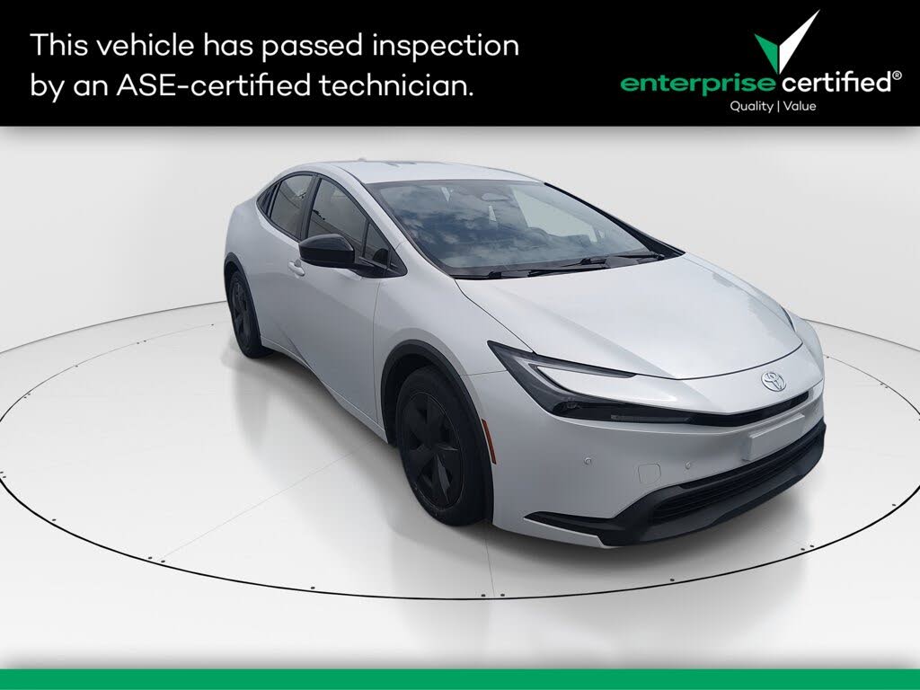 2024 Toyota Prius XLE