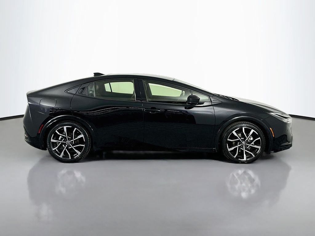 2023 Toyota Prius Prime SE