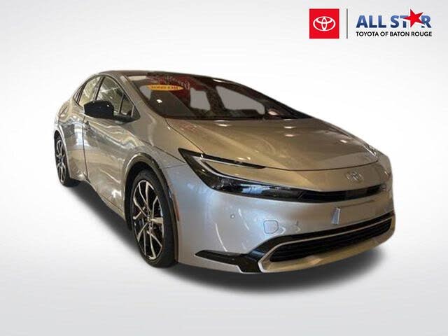 2025 Toyota Prius SE