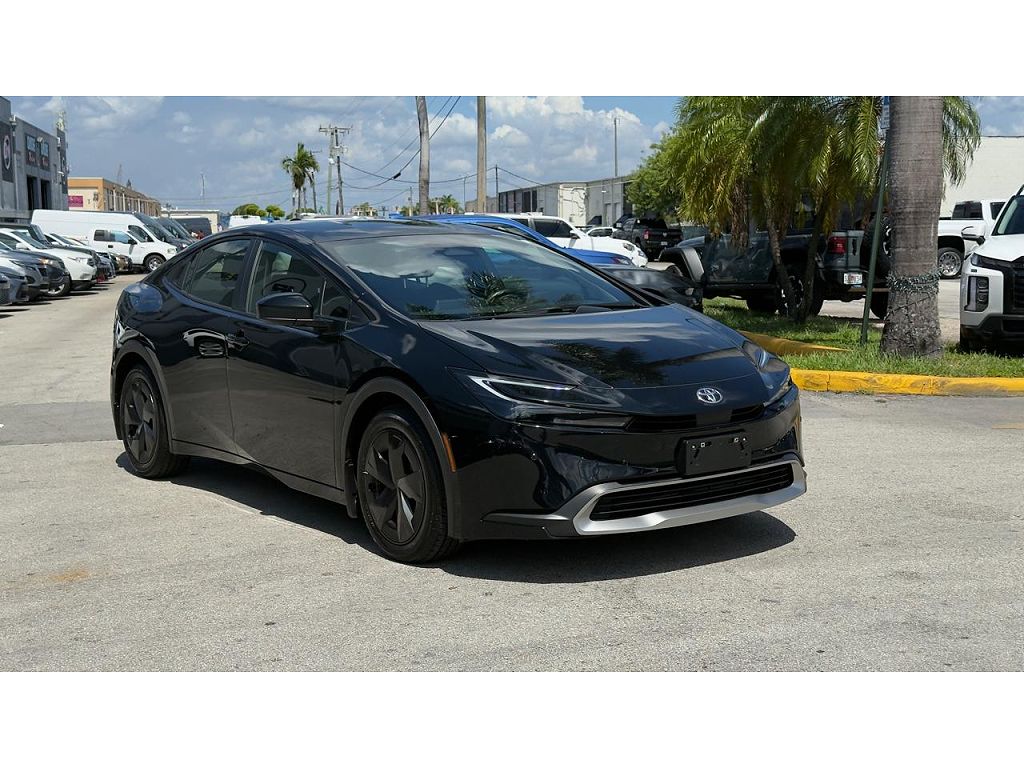2024 Toyota Prius Prime XSE Premium (Natl)