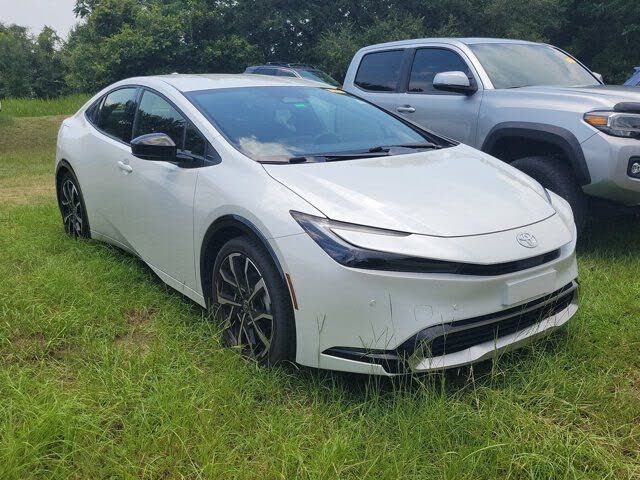 2024 Toyota Prius Prime SE