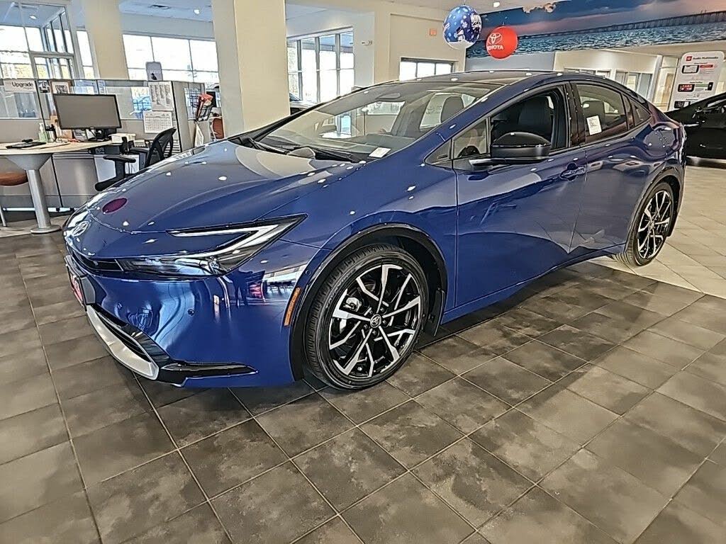 2024 Toyota Prius Prime SE