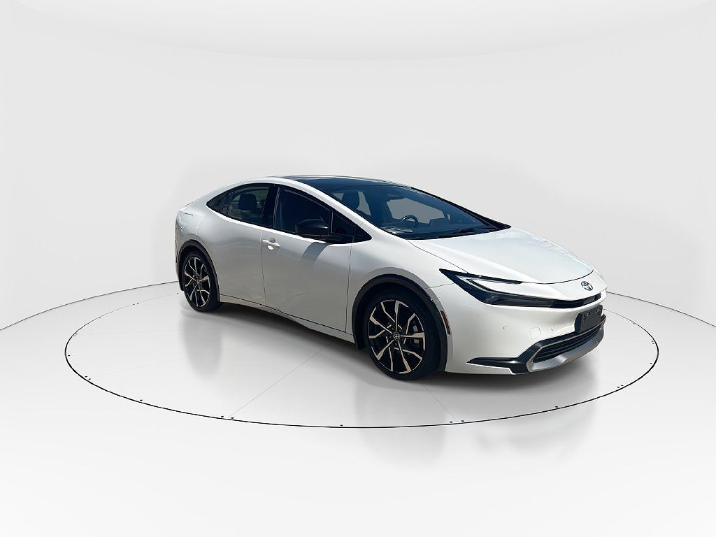 2024 Toyota Prius Prime SE
