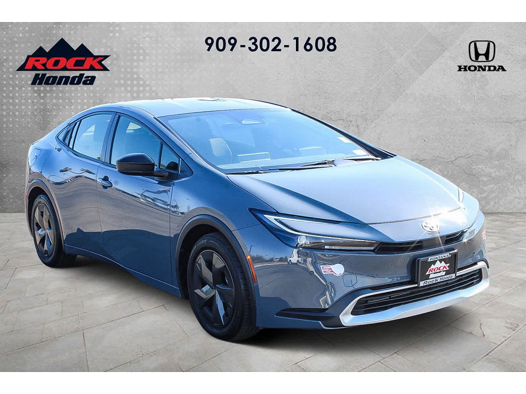 2024 Toyota Prius Prime SE