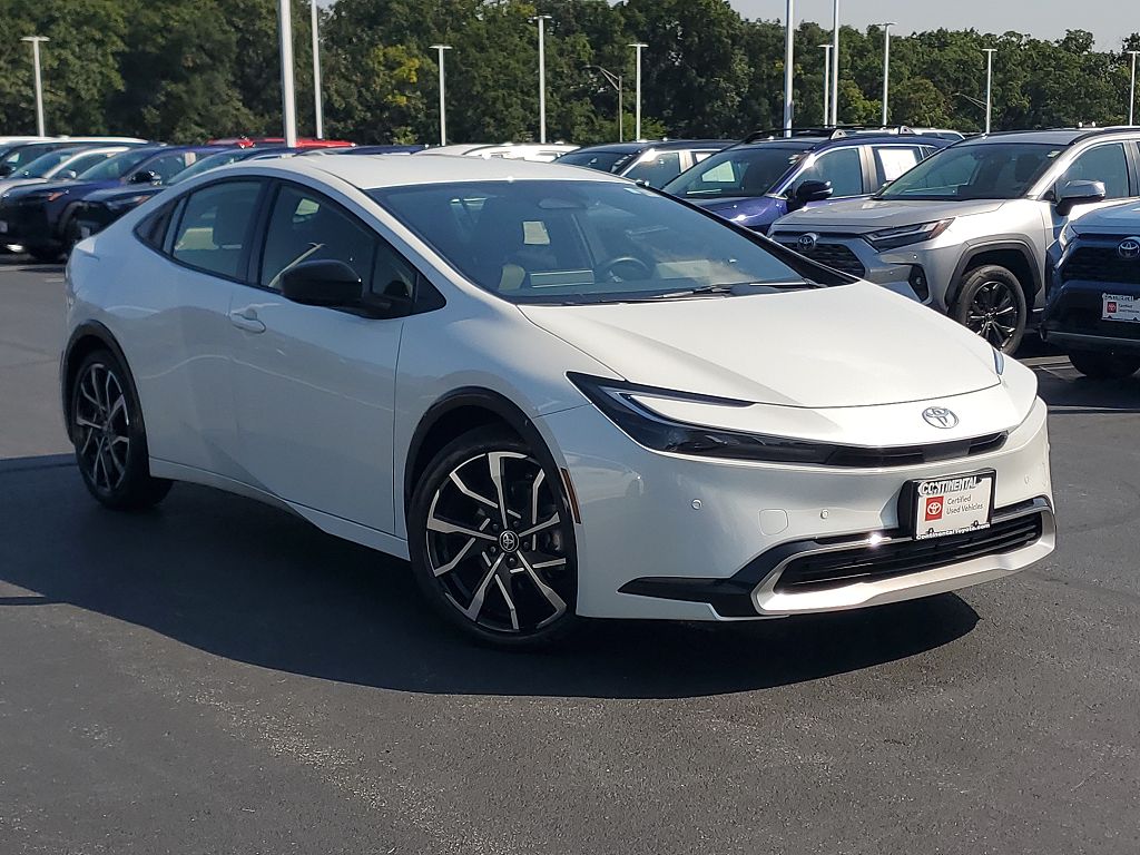 2024 Toyota Prius Prime SE