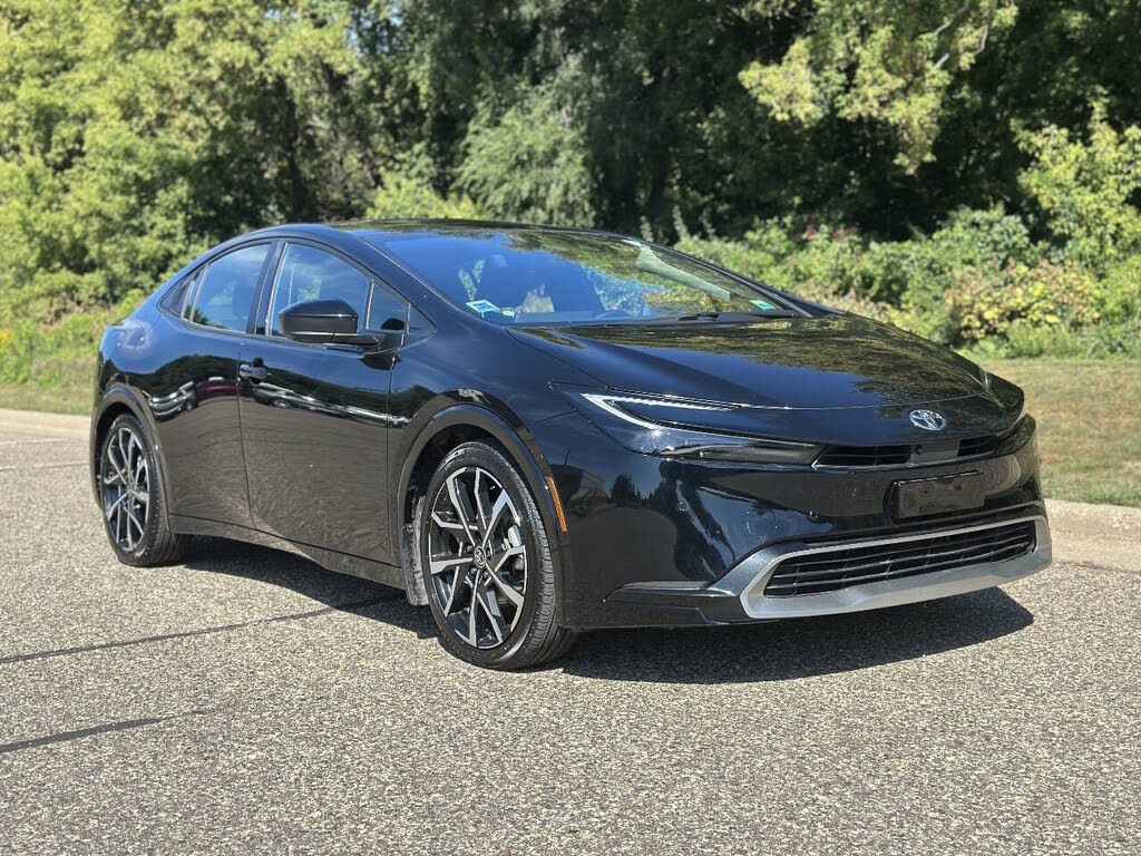 2024 Toyota Prius Prime SE