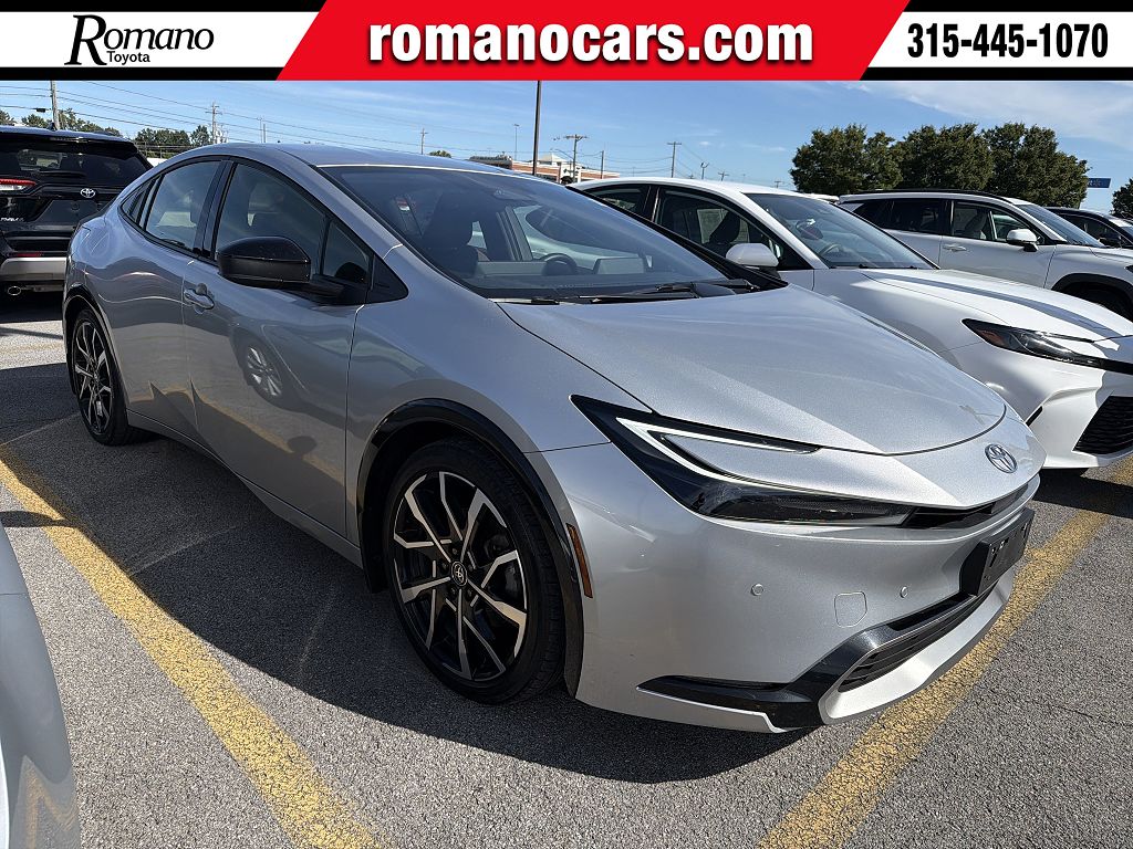 2024 Toyota Prius Prime SE