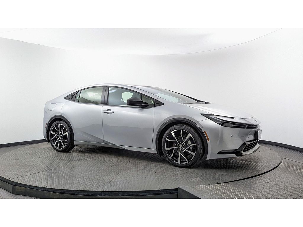 2024 Toyota Prius Prime SE