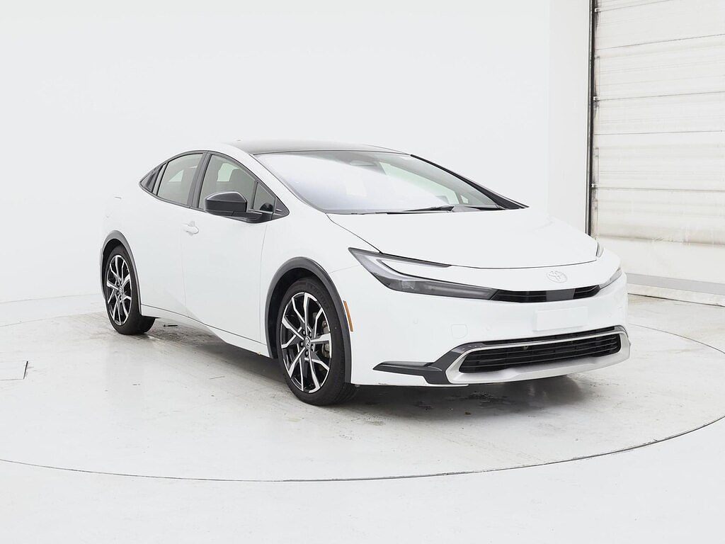2024 Toyota Prius Prime SE