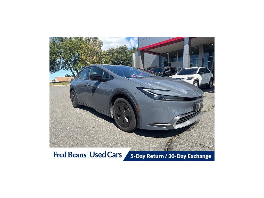 2024 Toyota Prius Prime SE