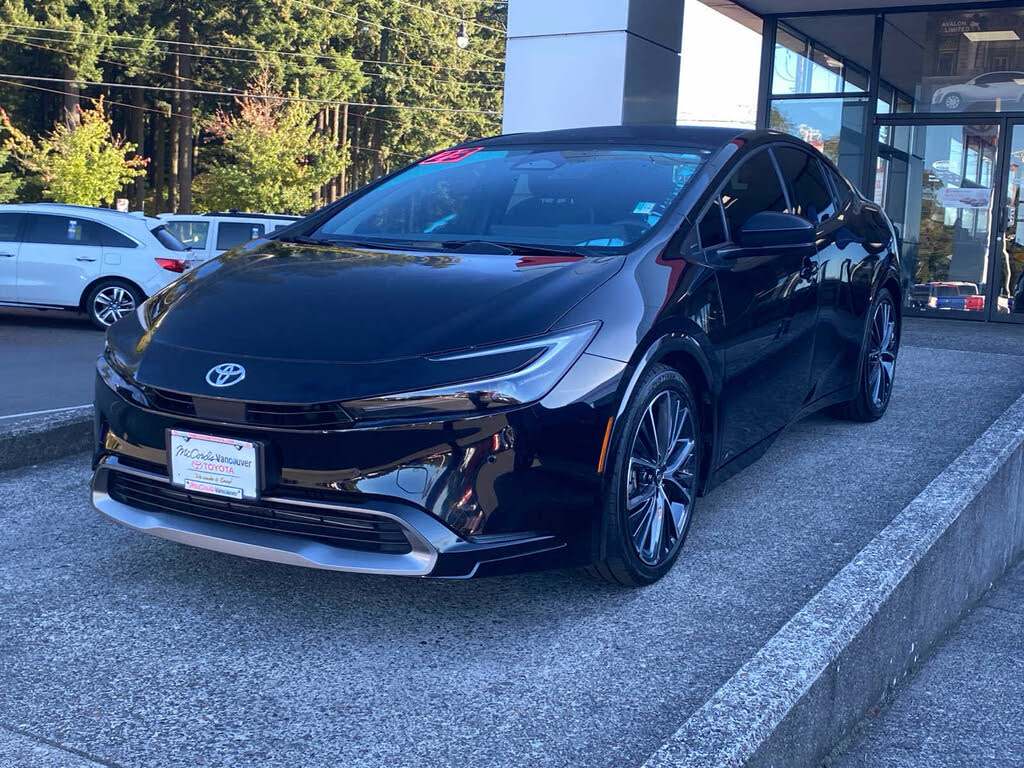 2023 Toyota Prius LE