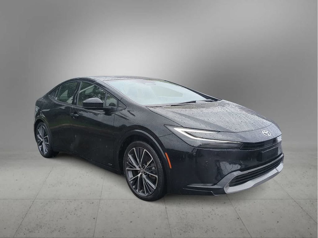 2024 Toyota Prius LE